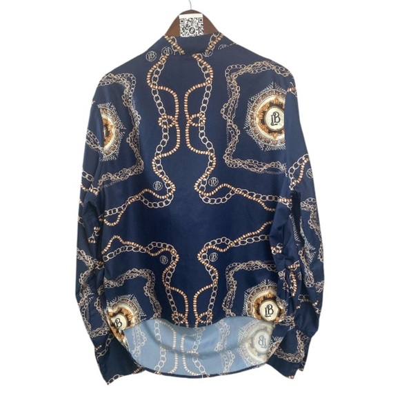 CHICME LB initial golden chain print // 2XL-3XL - Picture 4 of 10